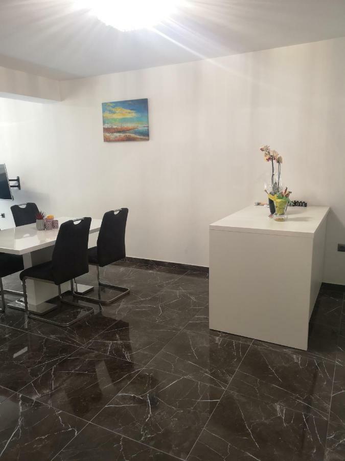 Apartment Sunny Paradise, Center Of Сплит Екстериор снимка